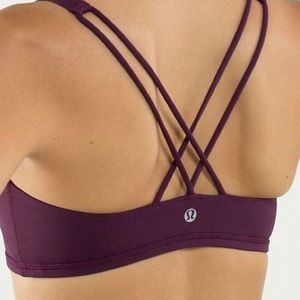 Lululemon sports bra